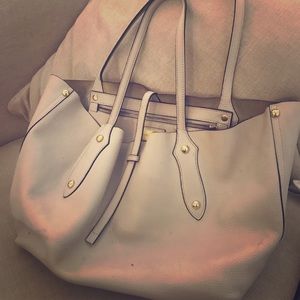 Nude tote handbag
